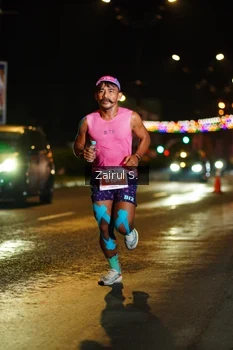Runner Photo 4389216