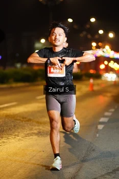 Runner Photo 4389307