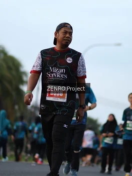 Runner Photo 4389356