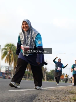 Runner Photo 4389420