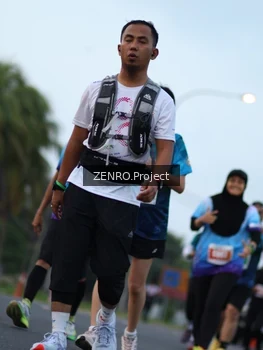 Runner Photo 4389424