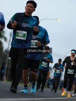 Runner Photo 4389427