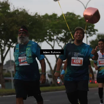 Runner Photo 4389458