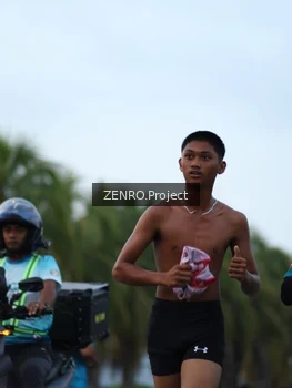 Runner Photo 4389461