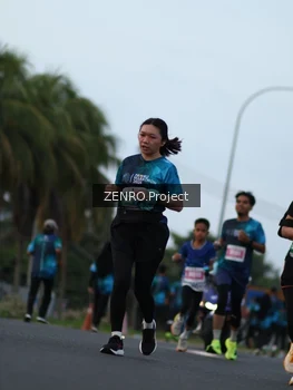 Runner Photo 4389463