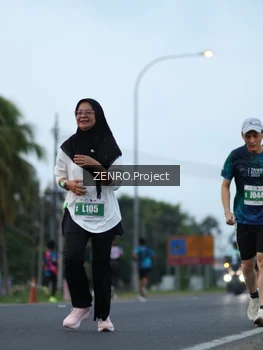 Runner Photo 4389466