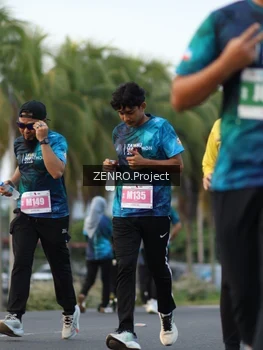Runner Photo 4389517