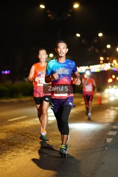 Runner Photo 4389537