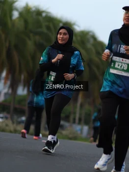 Runner Photo 4389576