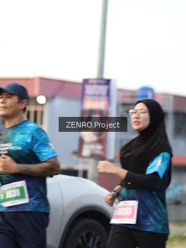 Runner Photo 4389708