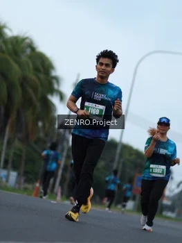 Runner Photo 4389726