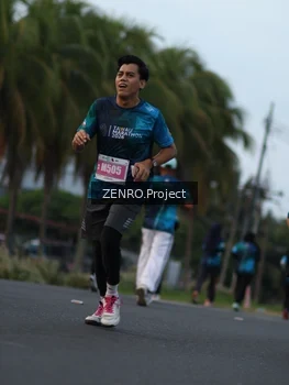 Runner Photo 4389764