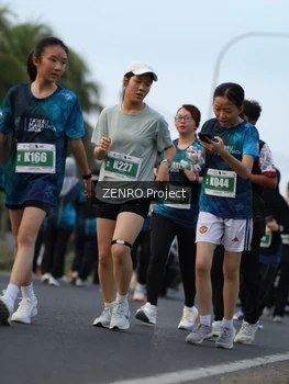 Runner Photo 4389827