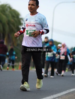 Runner Photo 4389925