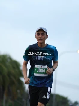 Runner Photo 4389945