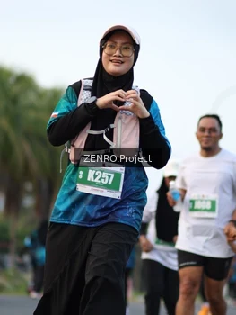 Runner Photo 4389982