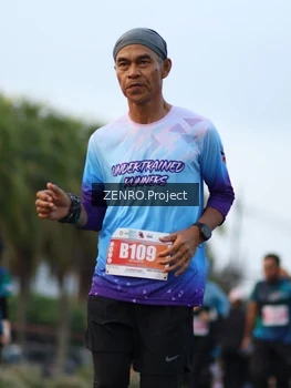 Runner Photo 4390010