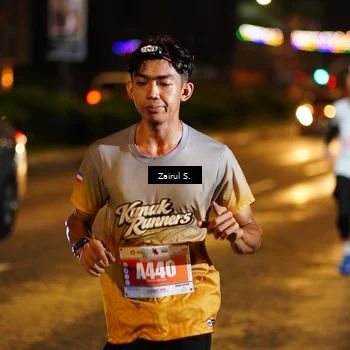 Runner Photo 4390059
