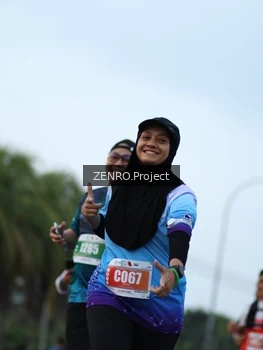 Runner Photo 4390064