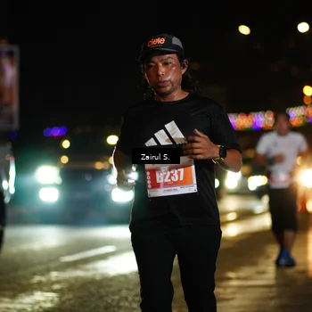 Runner Photo 4390207