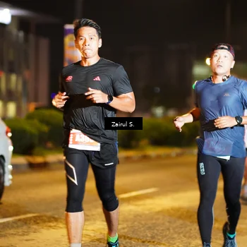 Runner Photo 4390255