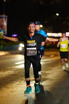 Runner Photo 4390275