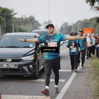 Runner Photo 4390293