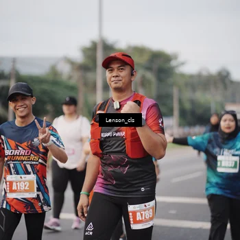 Runner Photo 4390369
