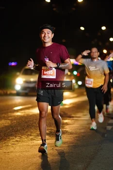 Runner Photo 4390390
