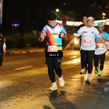 Runner Photo 4390416