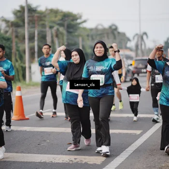 Runner Photo 4390425