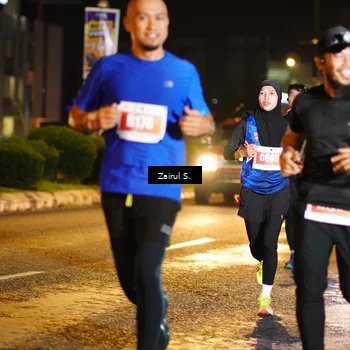 Runner Photo 4390470