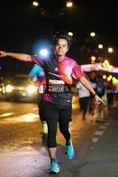 Runner Photo 4390475