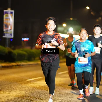 Runner Photo 4390618