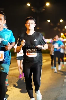 Runner Photo 4390631