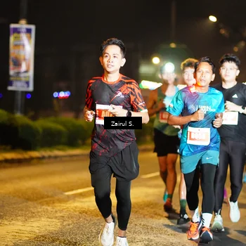 Runner Photo 4390677