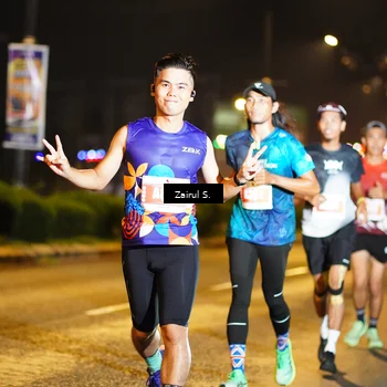 Runner Photo 4390701