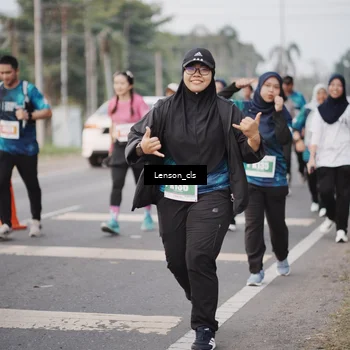 Runner Photo 4390706