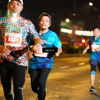 Runner Photo 4390767