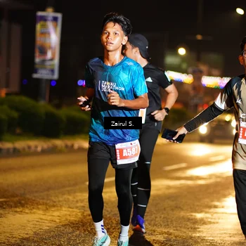 Runner Photo 4390825