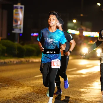 Runner Photo 4390827
