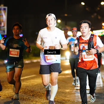 Runner Photo 4390843