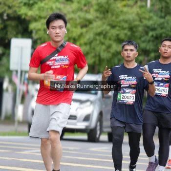 Runner Photo 43909