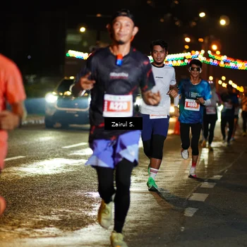 Runner Photo 4390908