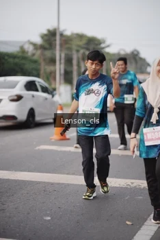 Runner Photo 4391215