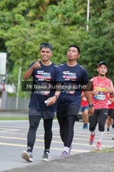 Runner Photo 43913