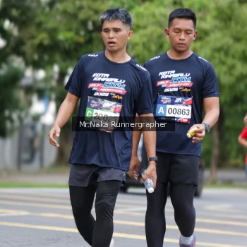 Runner Photo 43916