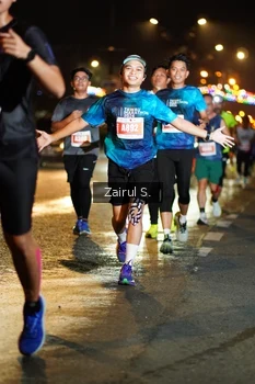 Runner Photo 4391667