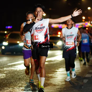 Runner Photo 4391708