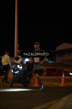 Runner Photo 4391884